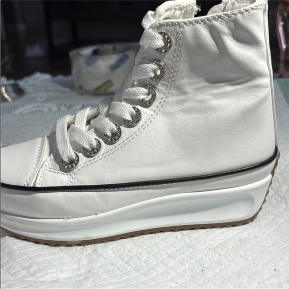 Steve Madden Girls' J-Winston High Top Platform Sneakers (Youth) size‎ 1 - Picture 2 of 9